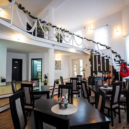 Casa Alessias Hotel Vişeu de Sus Buitenkant foto